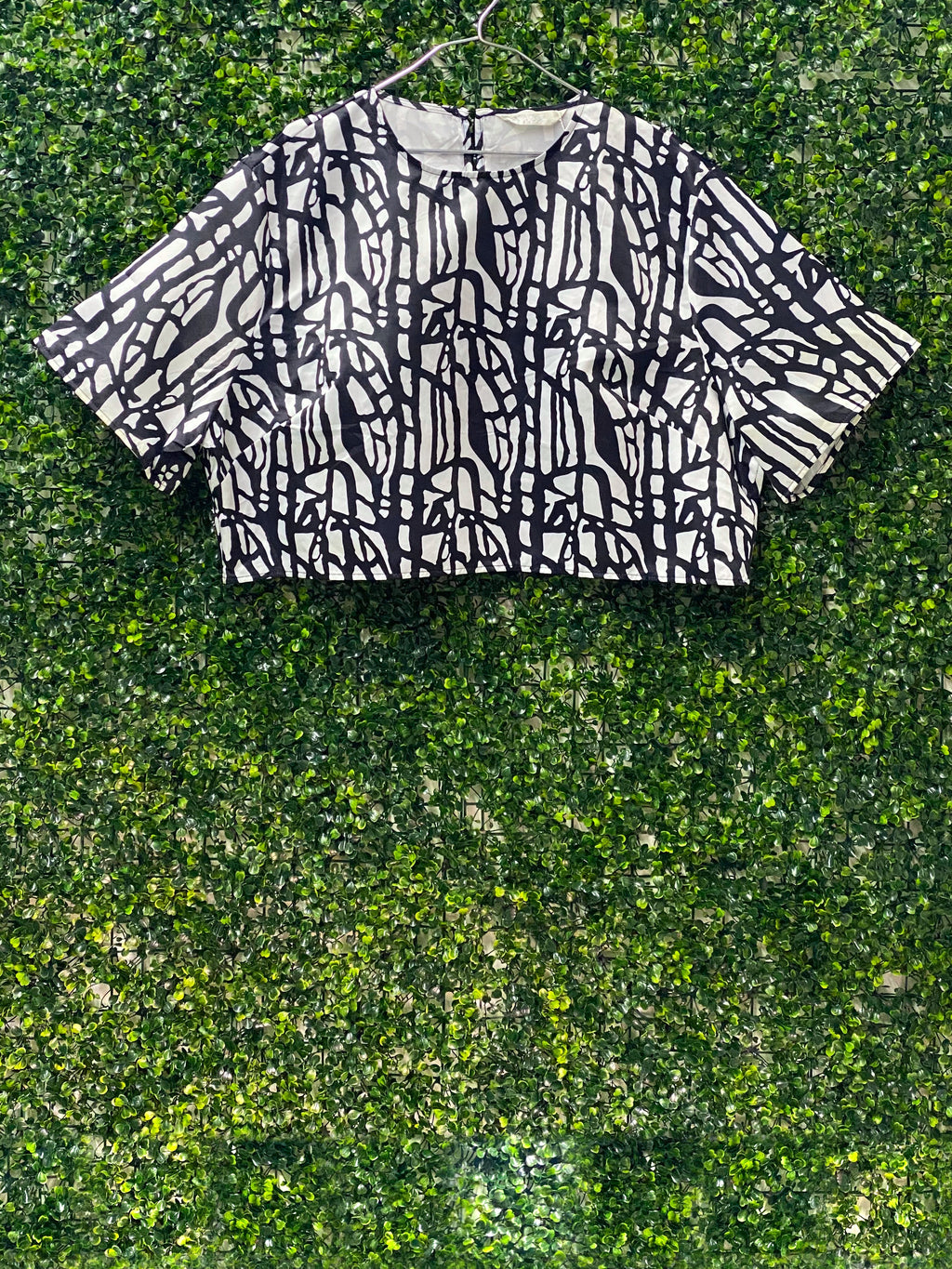 LB Couture Black & White Abstract Crop Top — front