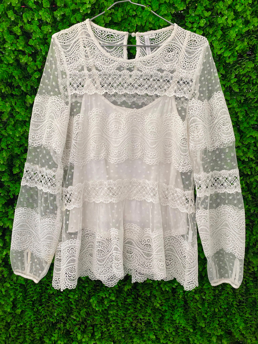 Forever New White Lace Long Sleeve Top