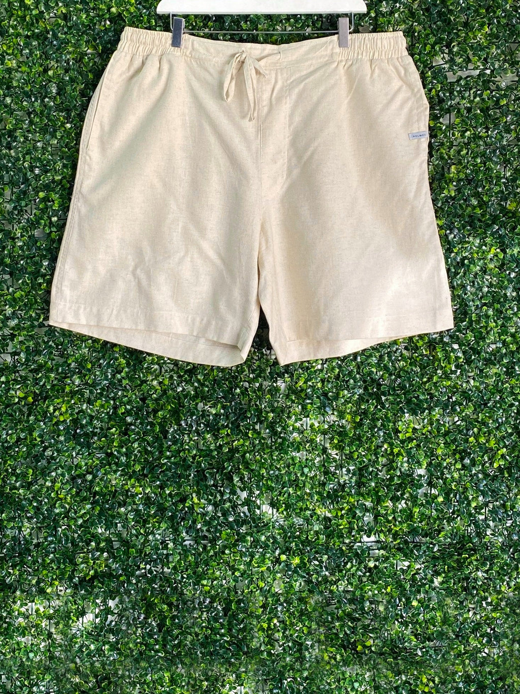 Holmes Cream Linen-Look Logo Shorts — front