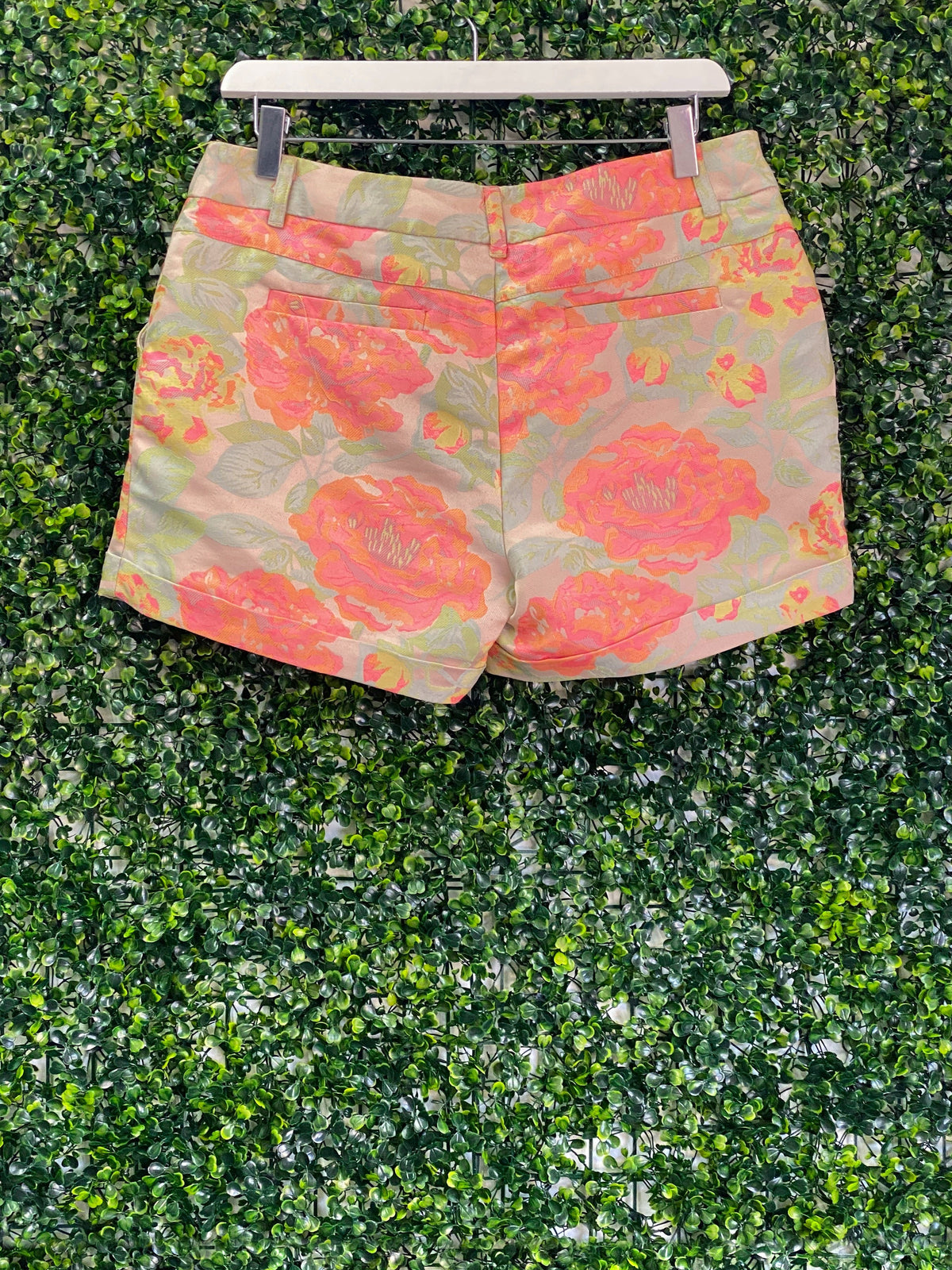 Vero Moda Classic Peach Floral Tailored Shorts — back