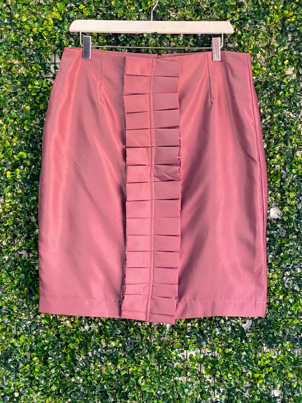 Victoria Line Dusty Rose Pleated Pencil Skirt — front