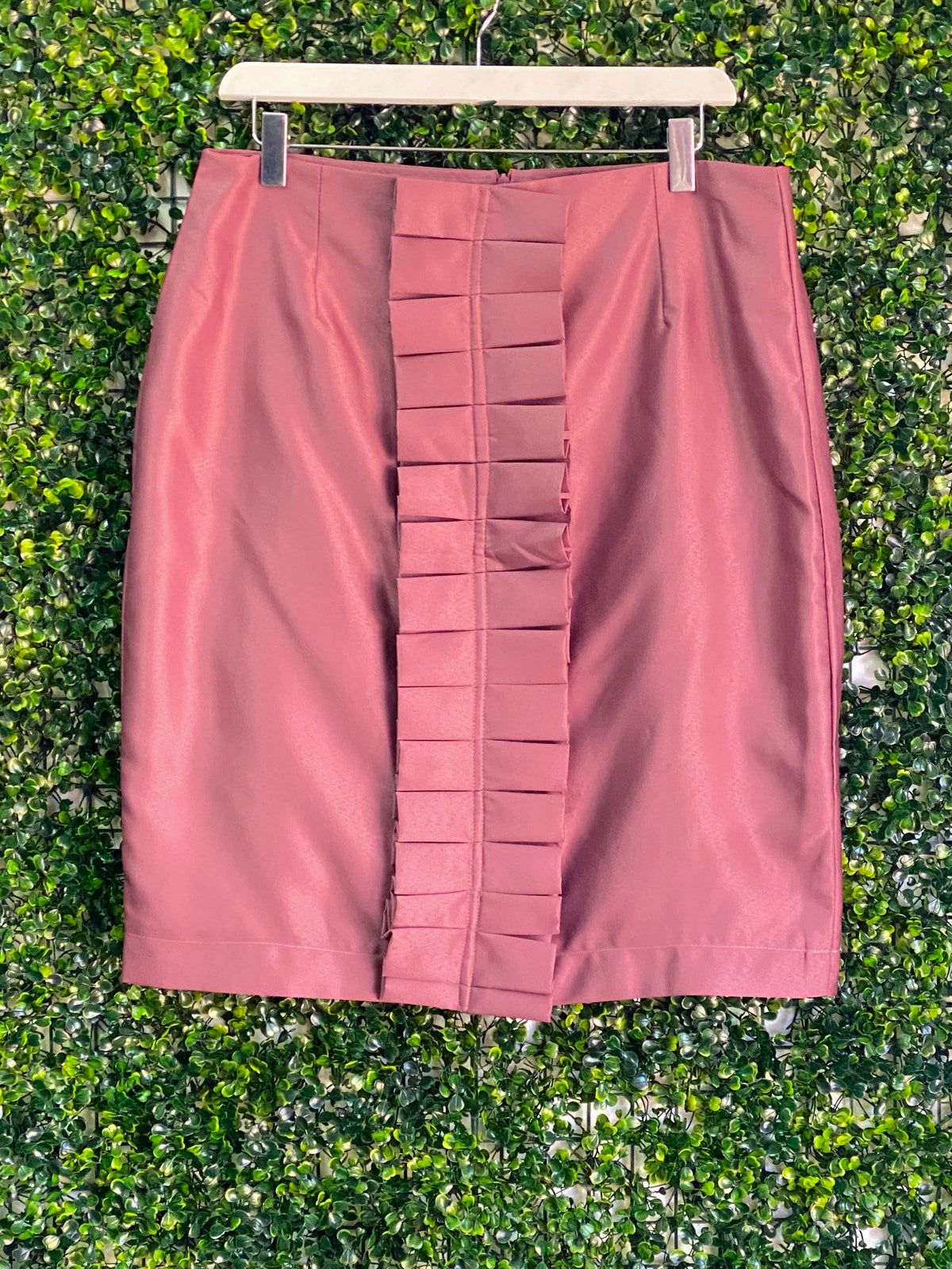 Victoria Line Dusty Rose Pleated Pencil Skirt — front